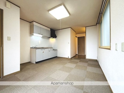 高島ハイツ２号棟[1LDK/34.7m2]のリビング・居間