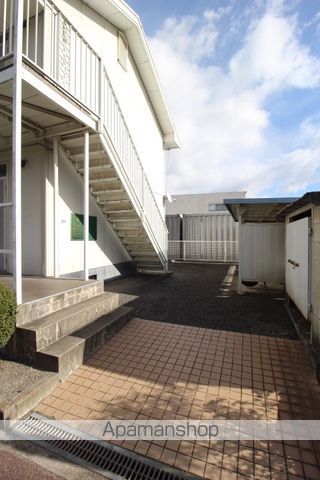 シティコーポ十日市西の玄関写真