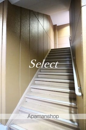 サニーフォレスト磯子[1K/26.4m2]の共用部1