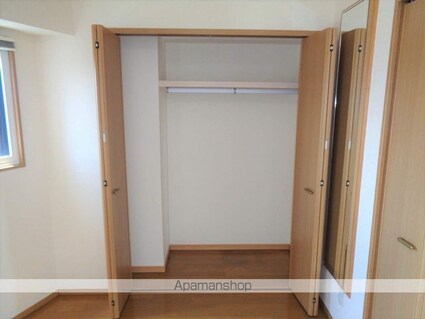 プレシャスクローバー[1R/37.3m2]の収納
