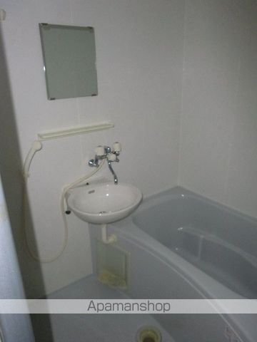 AKKパオの内装写真