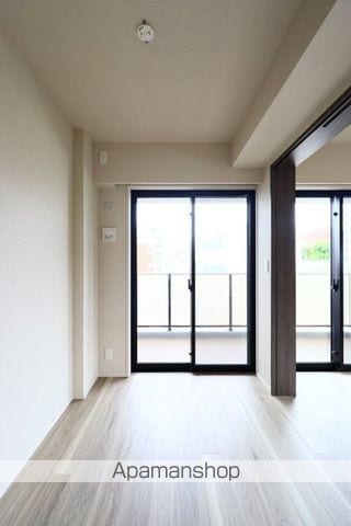 クレヴィア用賀の内装写真