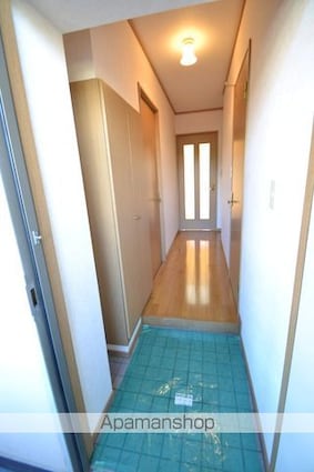 ラフィネ中里Ⅳ[1LDK/50.79m2]の玄関