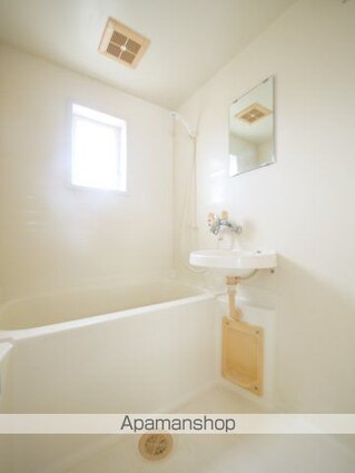 津高台ハイツ[1R/18m2]のバス