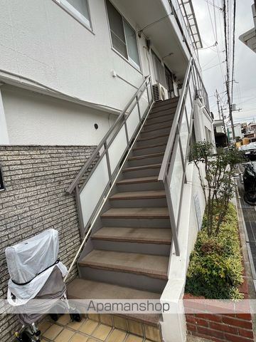 シャンポール北花田の玄関写真