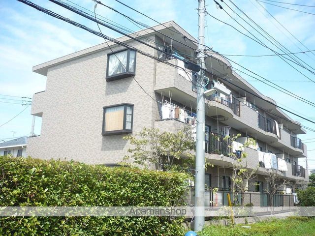 ディアコート市川の玄関写真