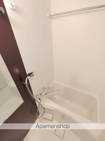 ワーヴ大阪本町の内装写真