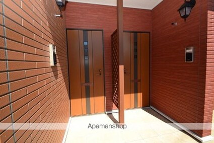 ｆｉｏｒｅ[2LDK/55.12m2]のエントランス