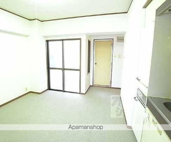 新橋ハイツの内装写真