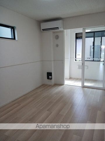ルシアンの内装写真