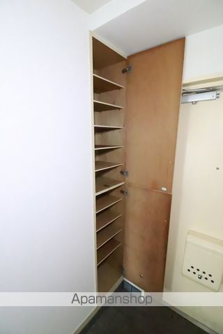 フロムファーストの内装写真
