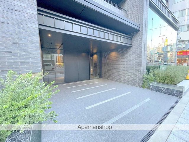 ワコーレ大阪新町タワーレジデンスの玄関写真
