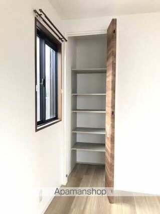 岡山県倉敷市沖新町[3K/50.9m2]の収納