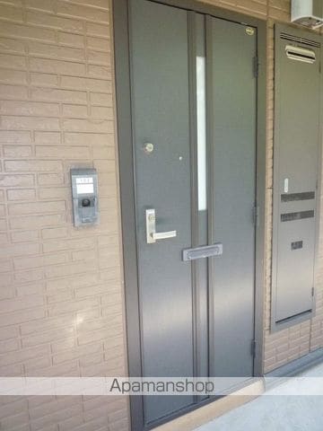 フルール大町の玄関写真