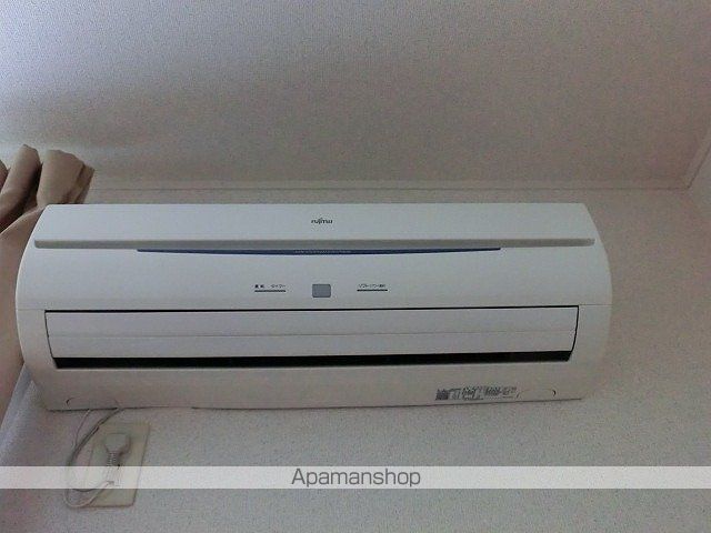 レオパレスFIOREIIIの内装写真