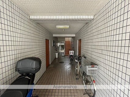 大松庚午ビル[1LDK/22.68m2]の共用部1