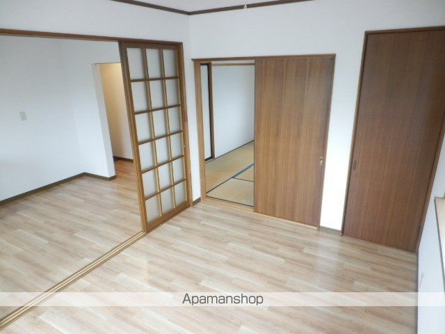 ボヌールIIの内装写真