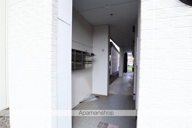 CONSTRUCTの玄関写真