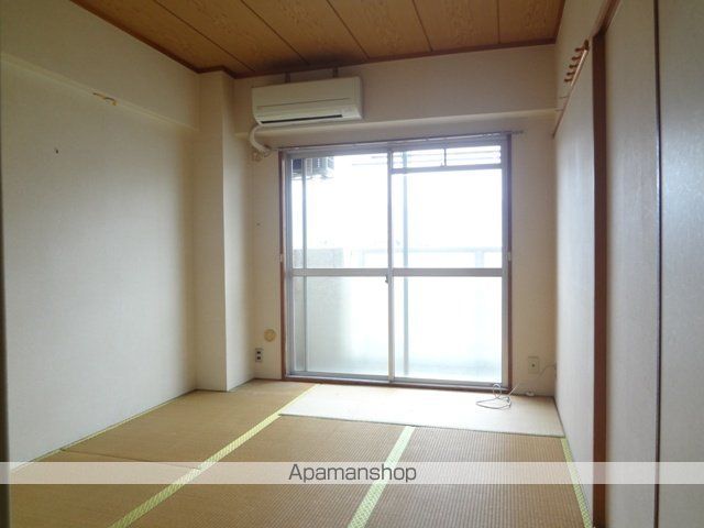 花園マンション巽の内装写真