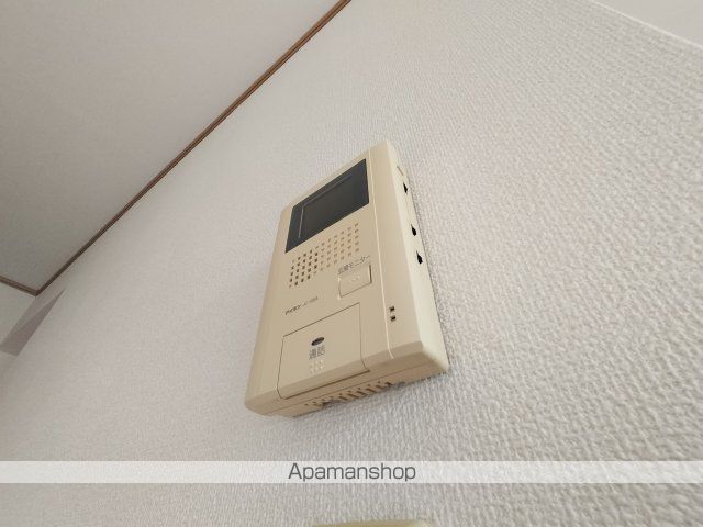 EST30の内装写真