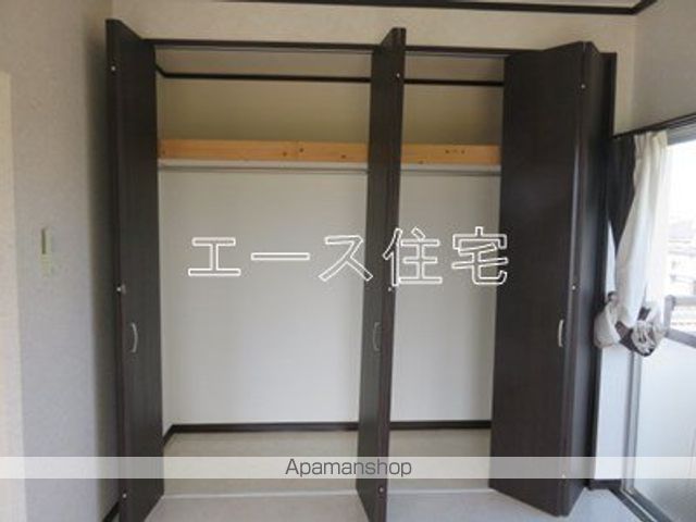 EAST−1の内装写真