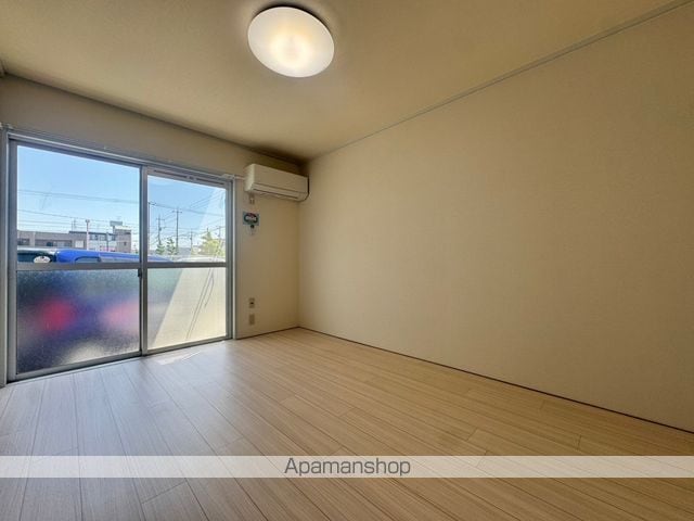 プレジール花尻 A棟の内装写真