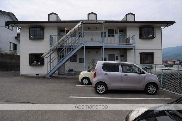 上原五味ハイツB棟の外観写真