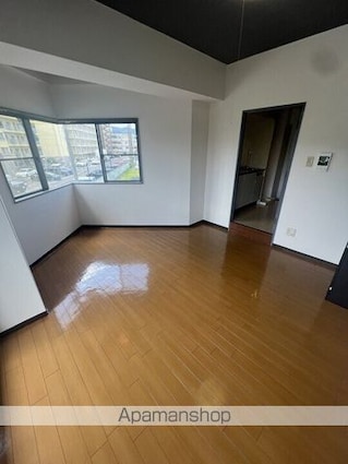 滋賀県大津市萱野浦[1K/22.63m2]のリビング・居間