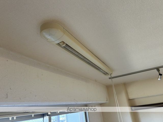 レクサス芳泉IIの内装写真