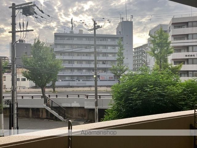 カスタリア新梅田の内装写真