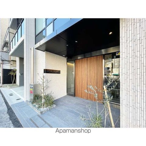 ルフォンプログレ浅草入谷の玄関写真
