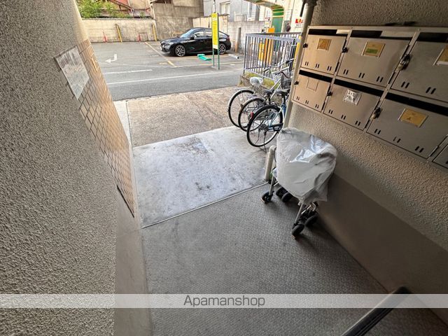 菱屋西ハウスの内装写真