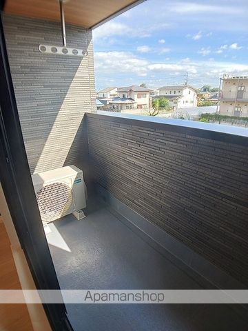 フローレス コート IIの内装写真