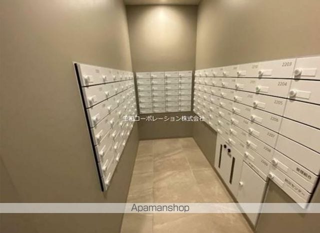 プラウドタワー小岩ファーストの玄関写真