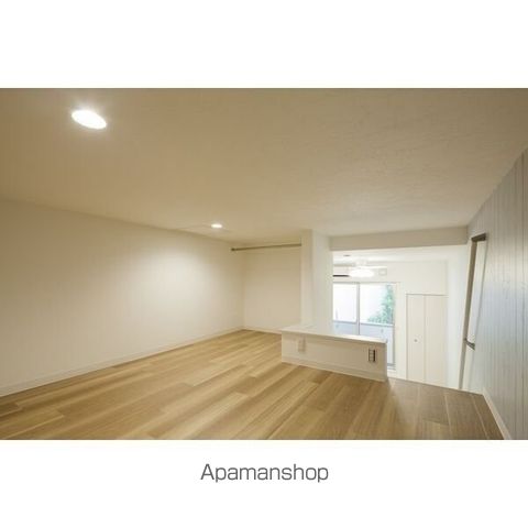 FAMILY STAGE伝馬町の内装写真