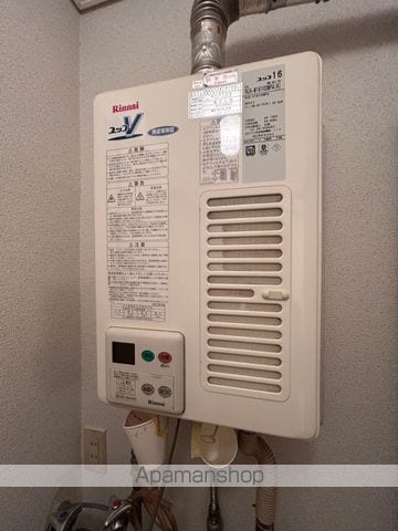 ワンダースリーの内装写真