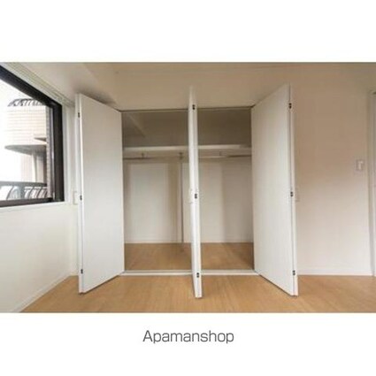 センテニアルタワー[2LDK/59.39m2]の収納