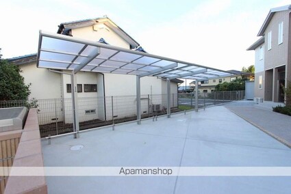 メゾン　ド　カルマン[2LDK/54.22m2]の共用部1