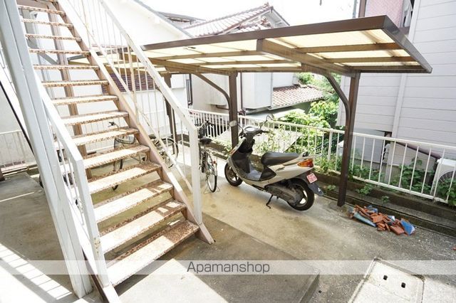 ヴィラ新芦屋の玄関写真