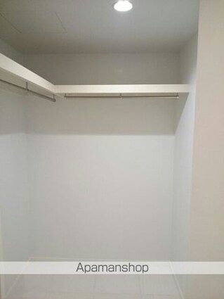 シュトラーレ四番町[1K/34.4m2]の収納