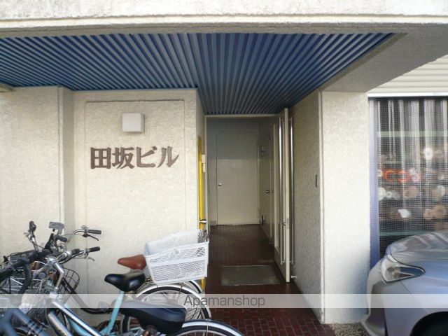 田坂ビルの玄関写真