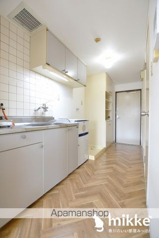 カレッジシティハイツの内装写真