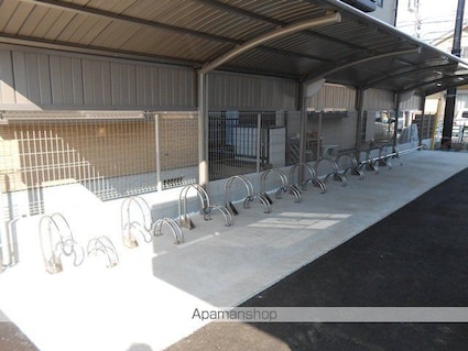 コンフォール[1LDK/47.86m2]の共用部1