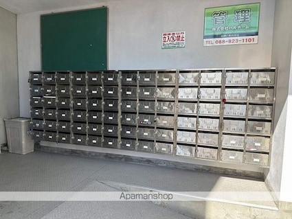 コートクレソン２１[1K/22.36m2]のエントランス