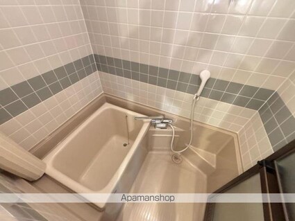 ベルエミナンス桜町[2LDK/53.32m2]のバス