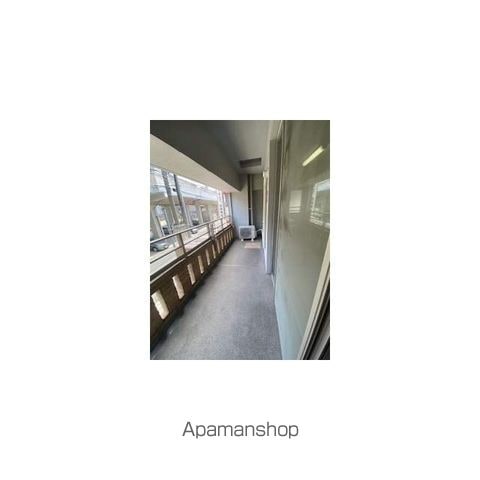 ラクレイス大橋の内装写真