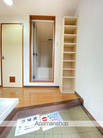 ロイヤルマンション大和町の内装写真