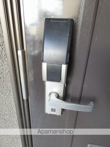 クィーンズコート鴨江の内装写真