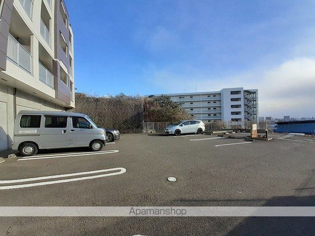エスト・コリーヌの外観写真