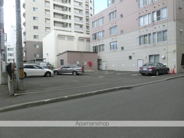 ライオンズマンション幌平橋の外観写真